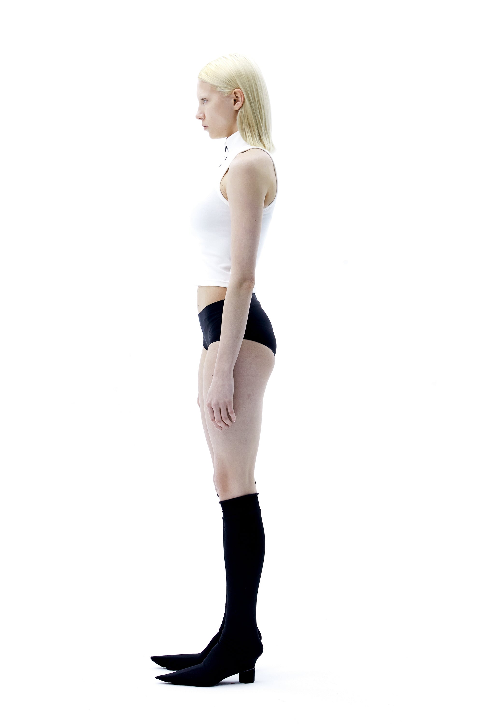 (ARIELLA) Broken Neck Tee-3