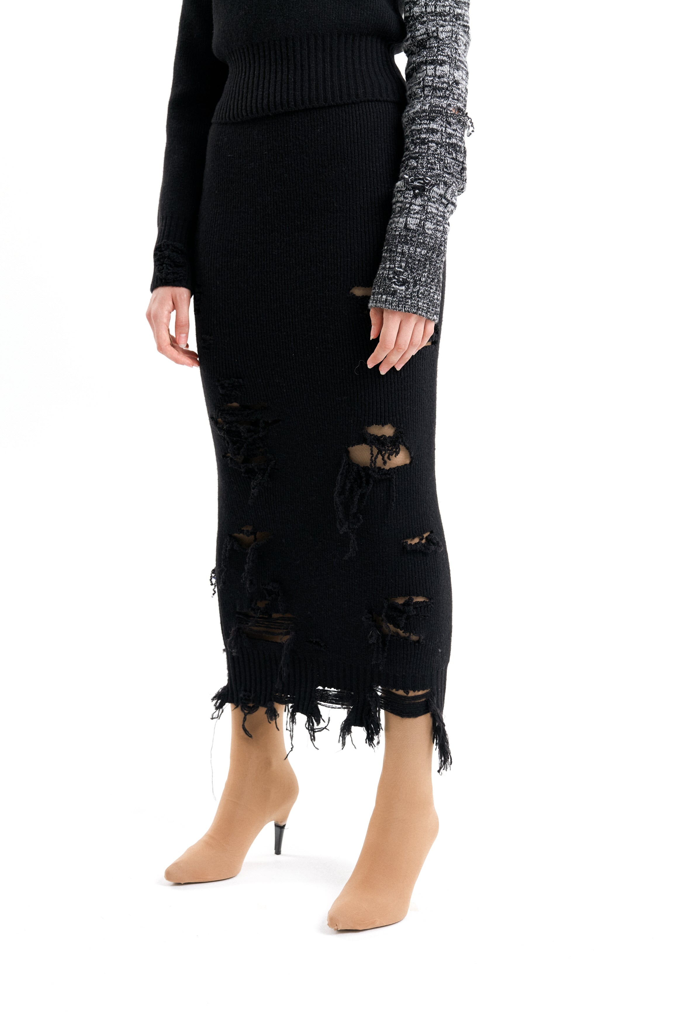 (EMMA) HARD DAMAGED KNIT SKIRT-5