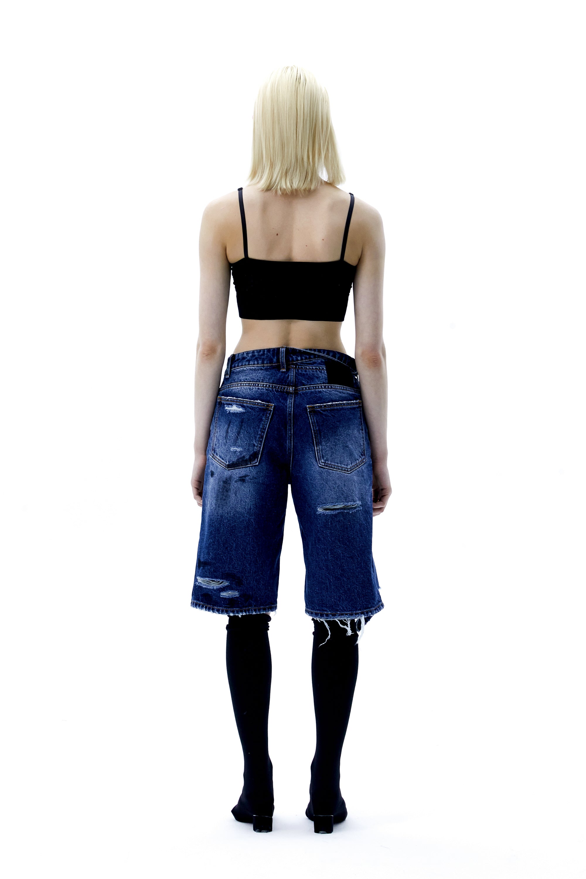 (ARIELLA) Dirty Denim Shorts-4