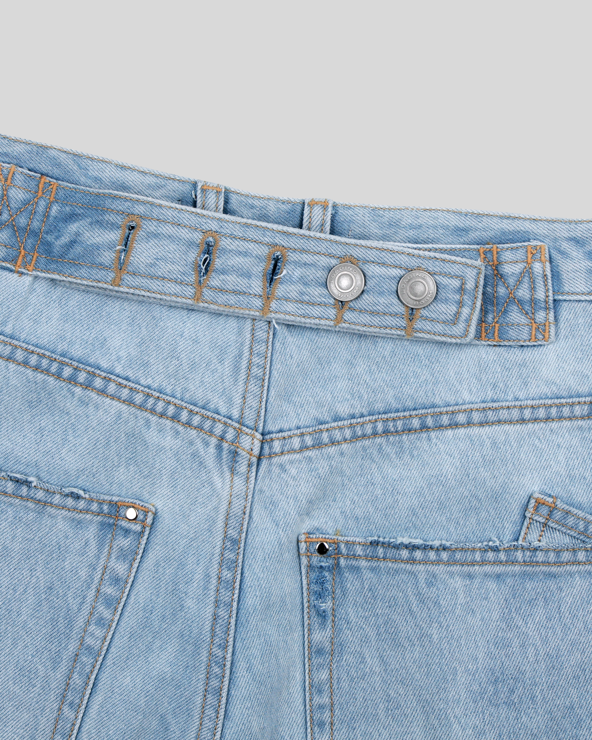 90's STUD DENIM SHORTS