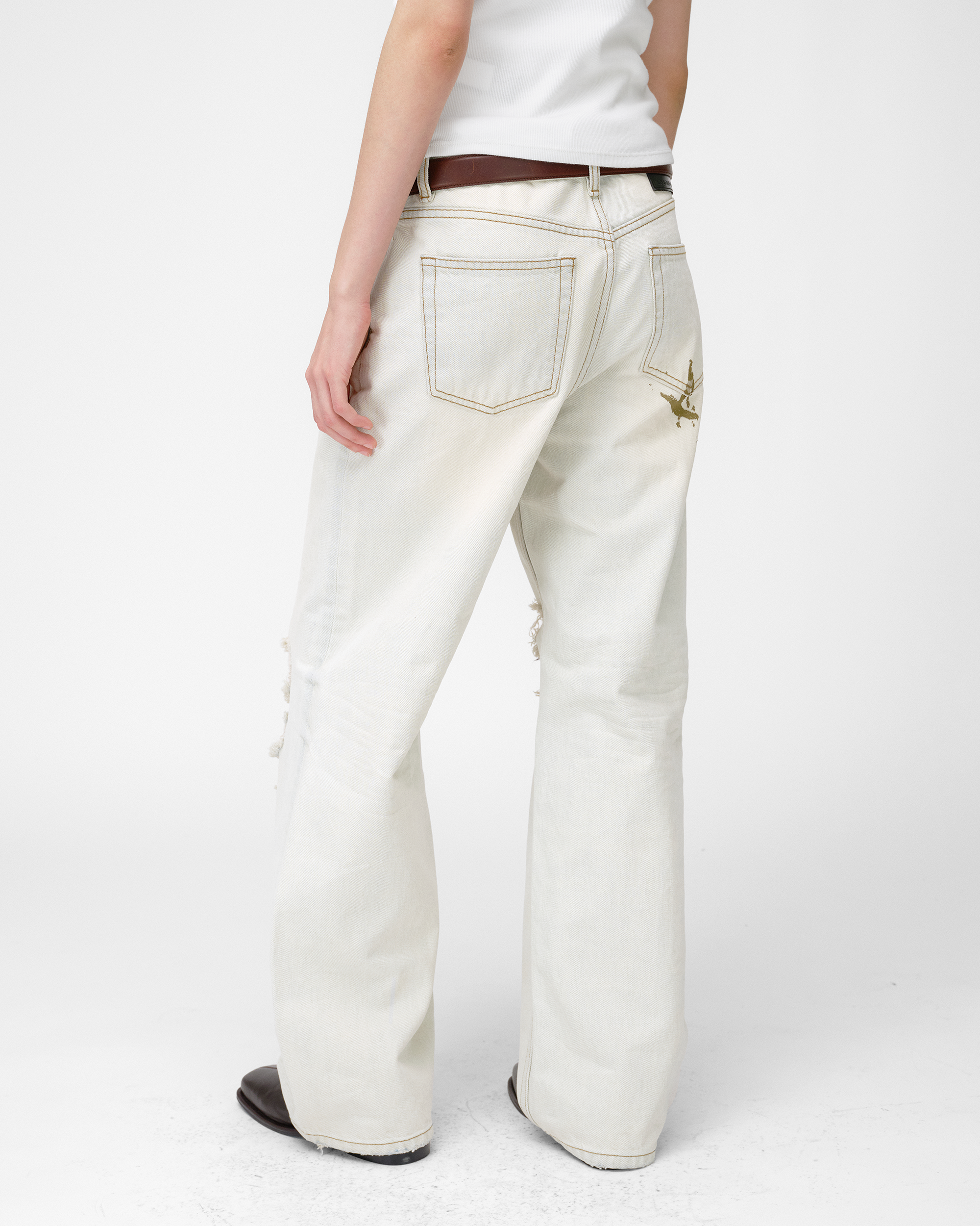 WIDE BAGGY JEANS
