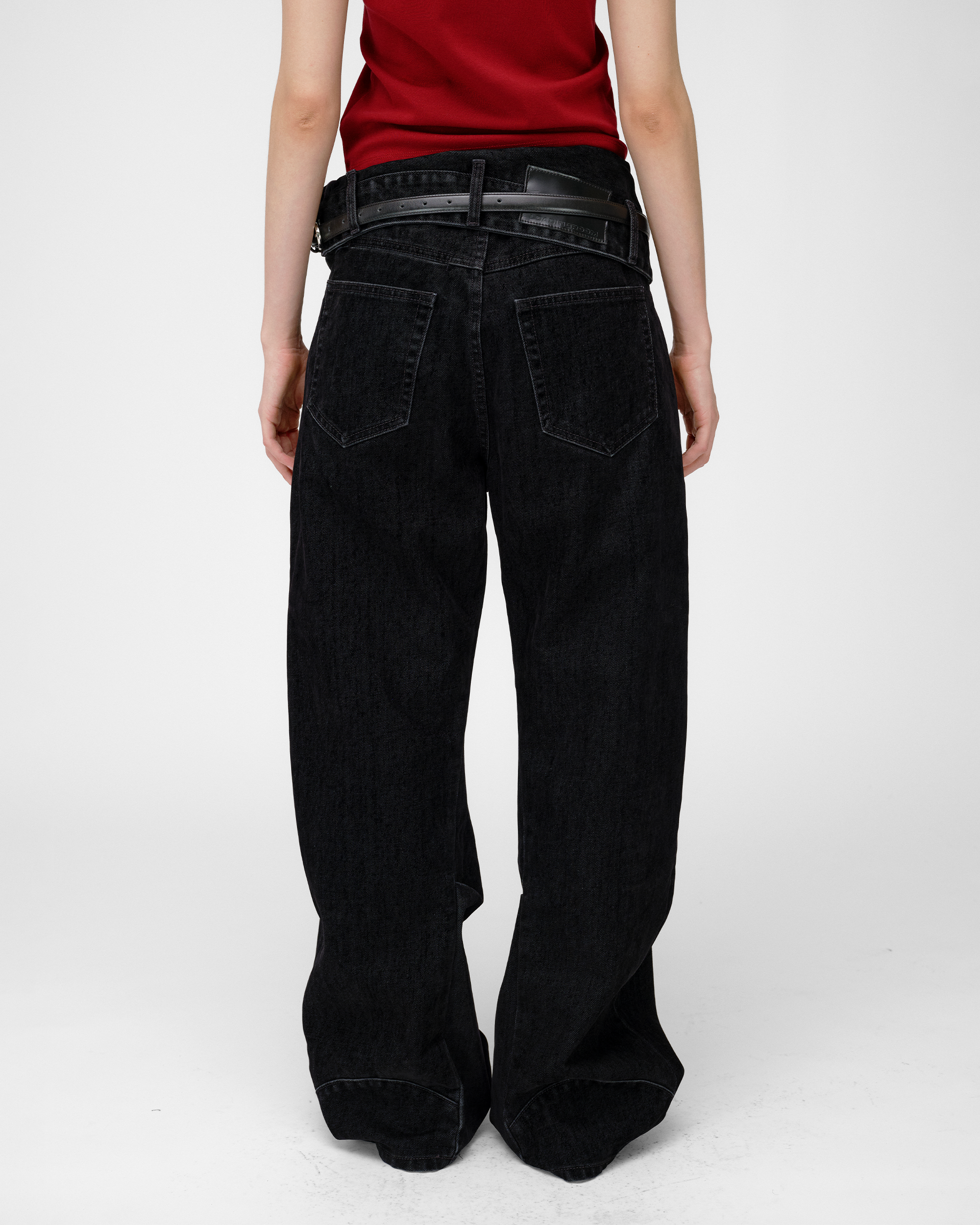 LIV JEANS