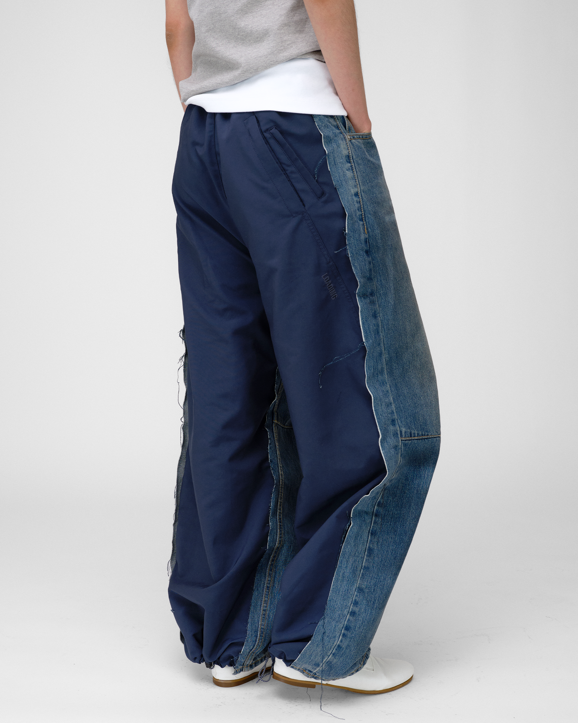 CUT OUT PANTS