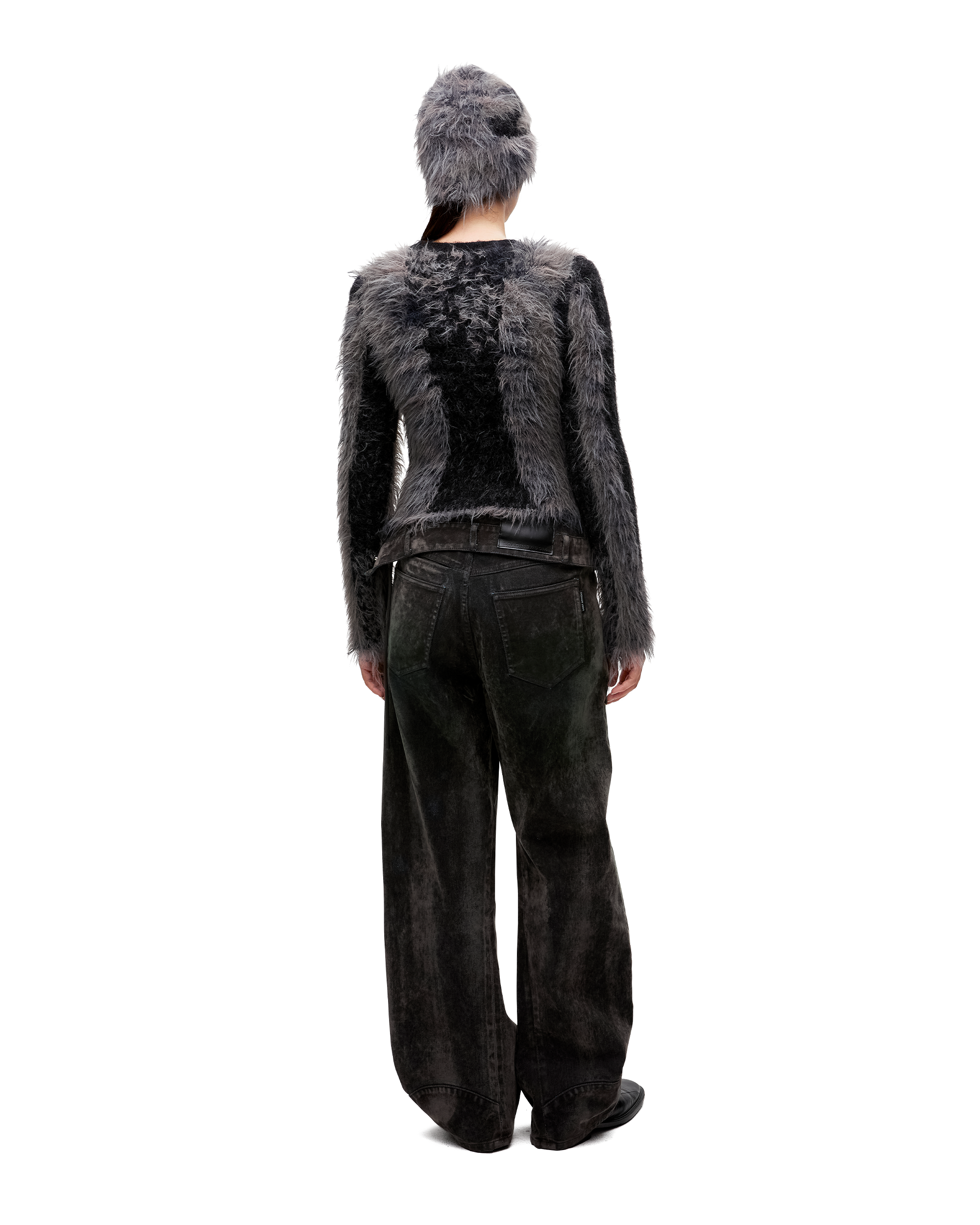 FRIZZY ALPACA SWEATER